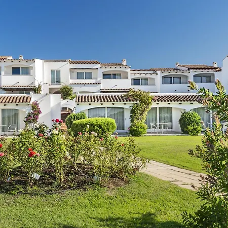 Hotell La Rocca & Baja Sardinia